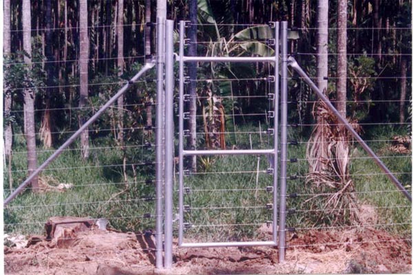 GATES & ASSOC. EQUIPMENTS